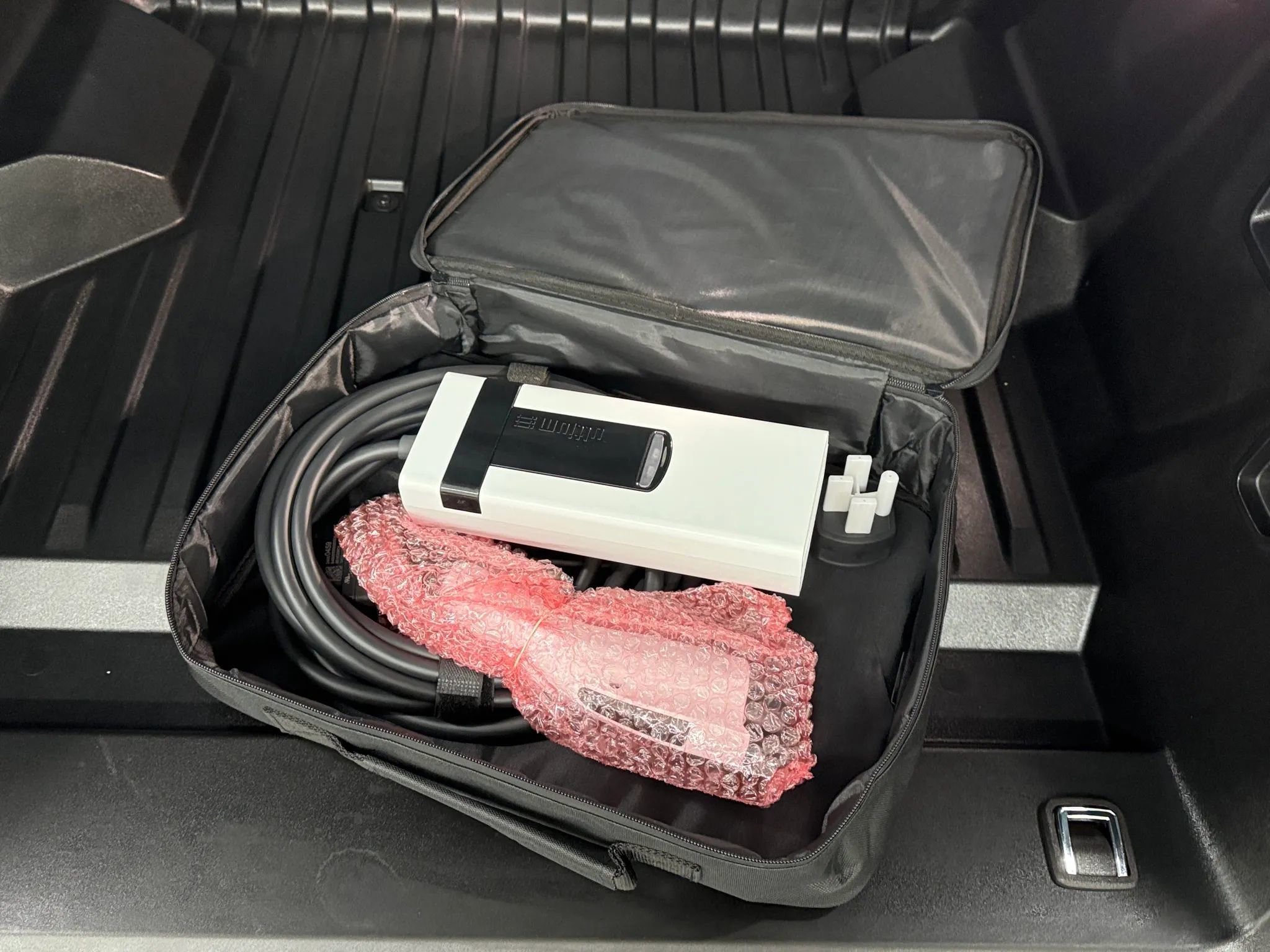 Used 2024 GMC Hummer EV 3X w/ Omega Edition image 50