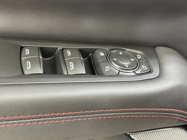 New 2026 GMC Yukon XL AT4 Ultimate AWD/4WD image 24