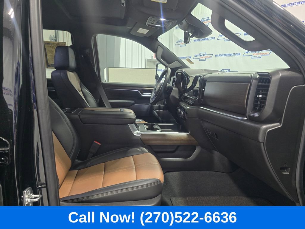 Used 2025 Chevrolet Silverado 3500 High Country w/ High Country Premium Package image 29