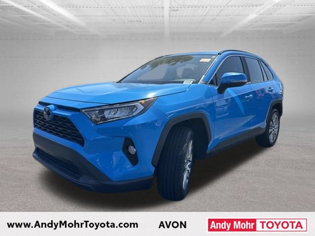 Used 2020 Toyota RAV4 XLE Premium FWD image 4