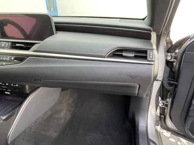 Used 2020 Lexus ES 350 w/ Luxury Package image 33