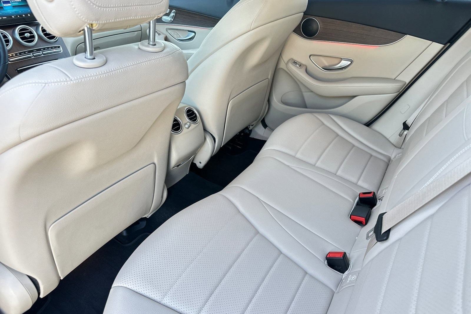 Used 2022 Mercedes-Benz GLC 300 image 26