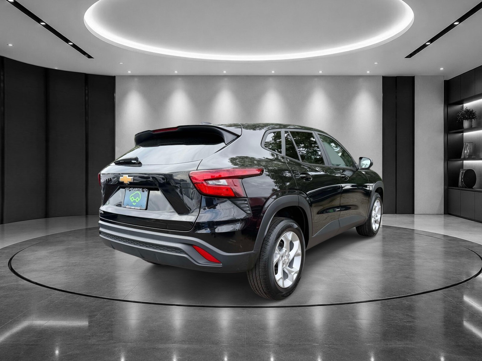 Used 2024 Chevrolet Trax LS w/ LS Convenience Package FWD image 10