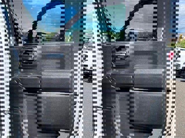 New 2024 GMC Sierra 3500 Pro w/ Convenience Package image 17