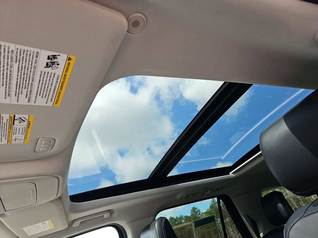 Used 2025 Ford Expedition Max Platinum image 35