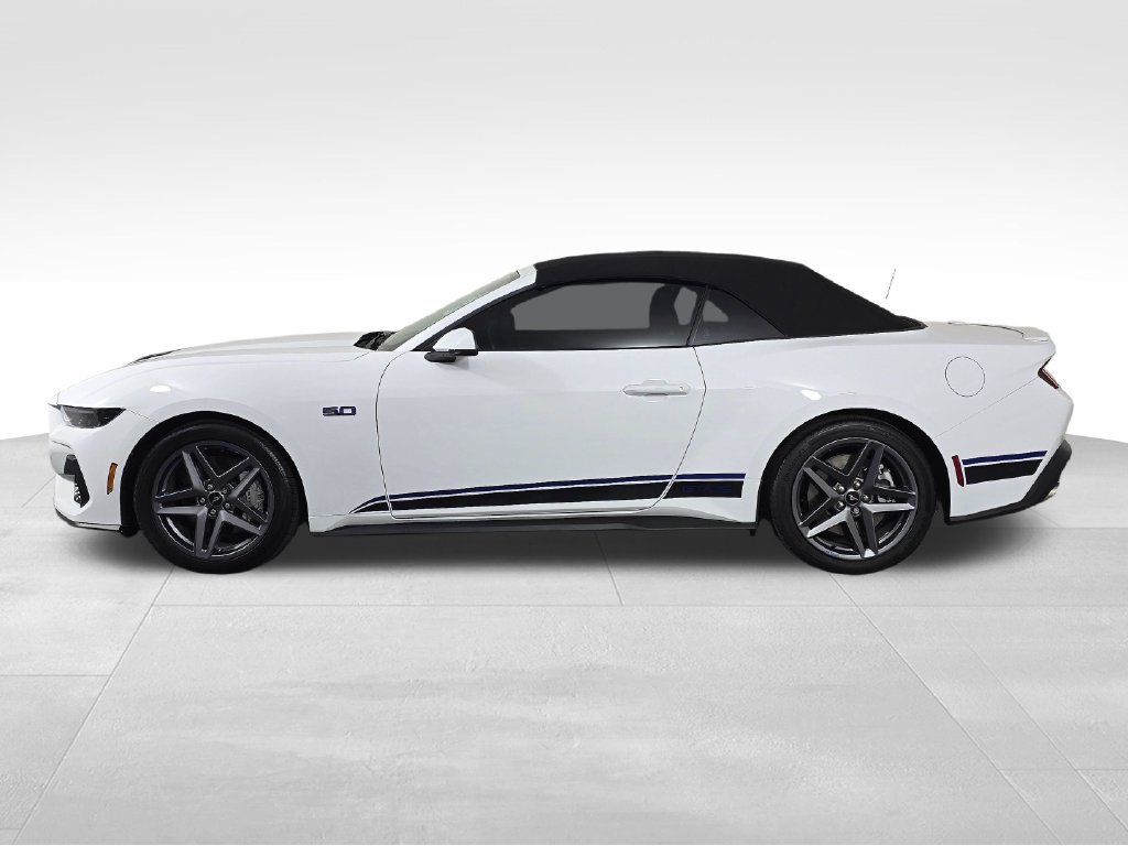 Certified 2025 Ford Mustang GT Premium RWD image 4