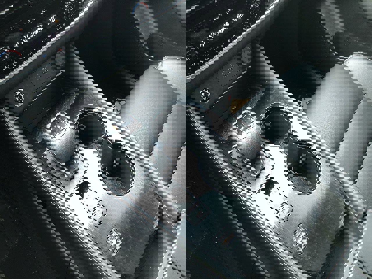 Used 2023 Nissan Rogue SL w/ SL Premium Package image 19