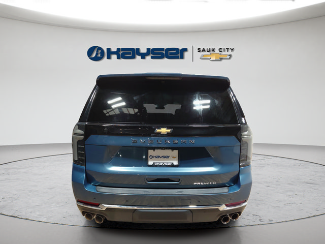 Used 2025 Chevrolet Suburban Premier AWD/4WD image 6