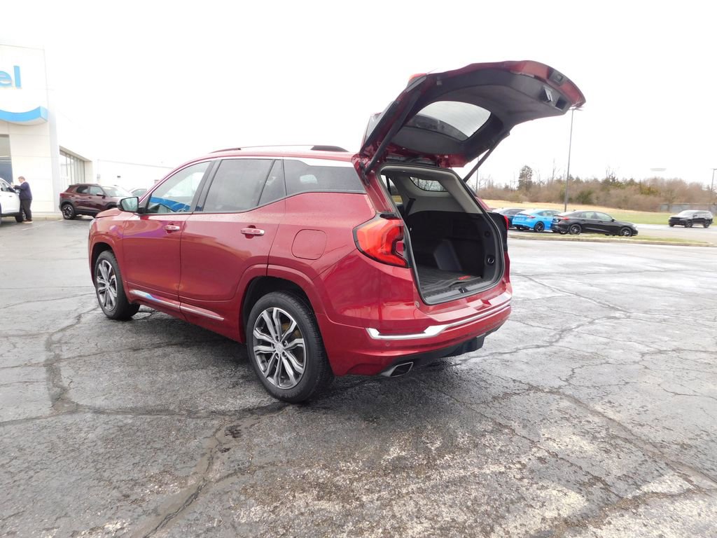 Used 2019 GMC Terrain Denali w/ Driver Alert Package II image 22
