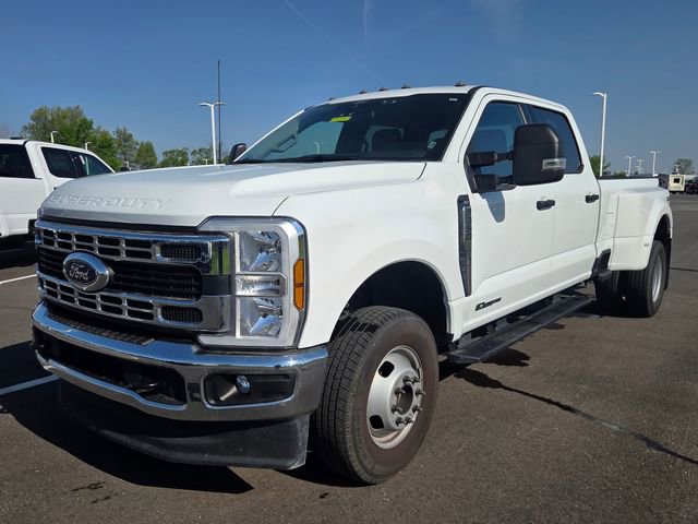 Used 2025 Ford F350 XLT AWD/4WD image 2