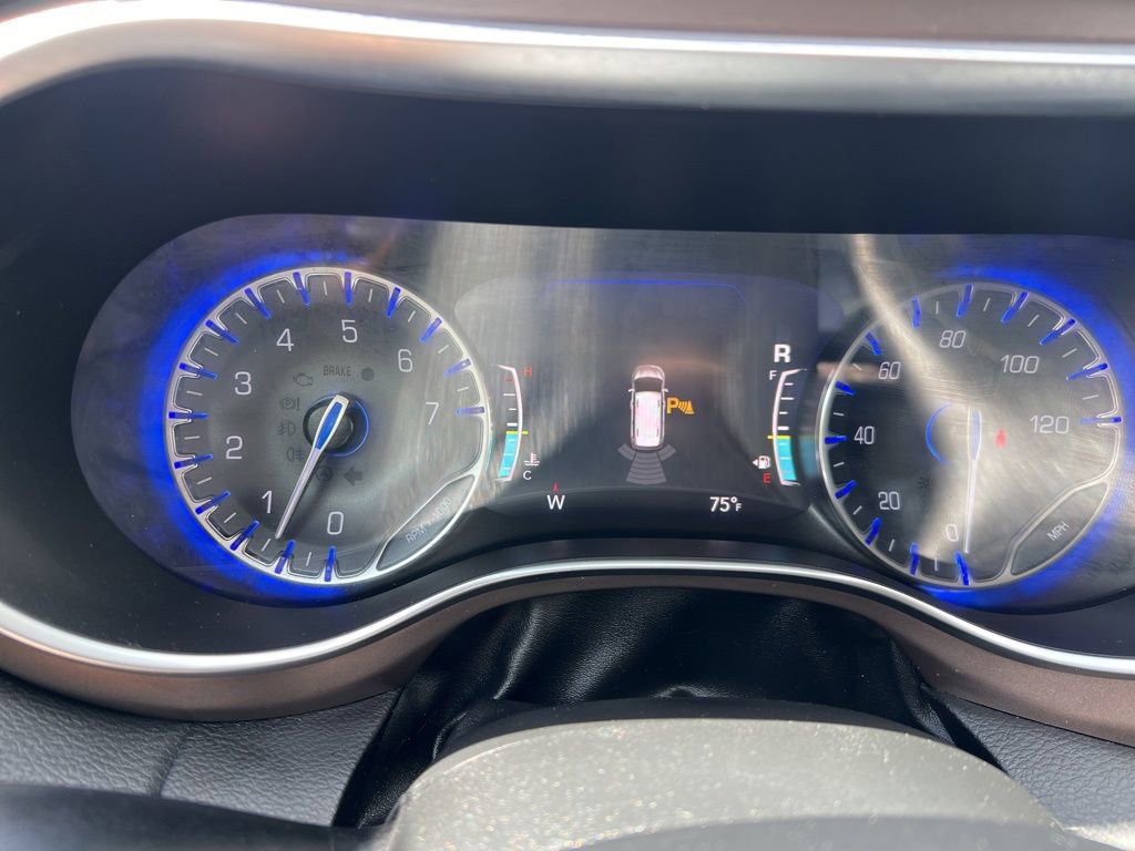 Certified 2019 Chrysler Pacifica Touring-L Plus image 60