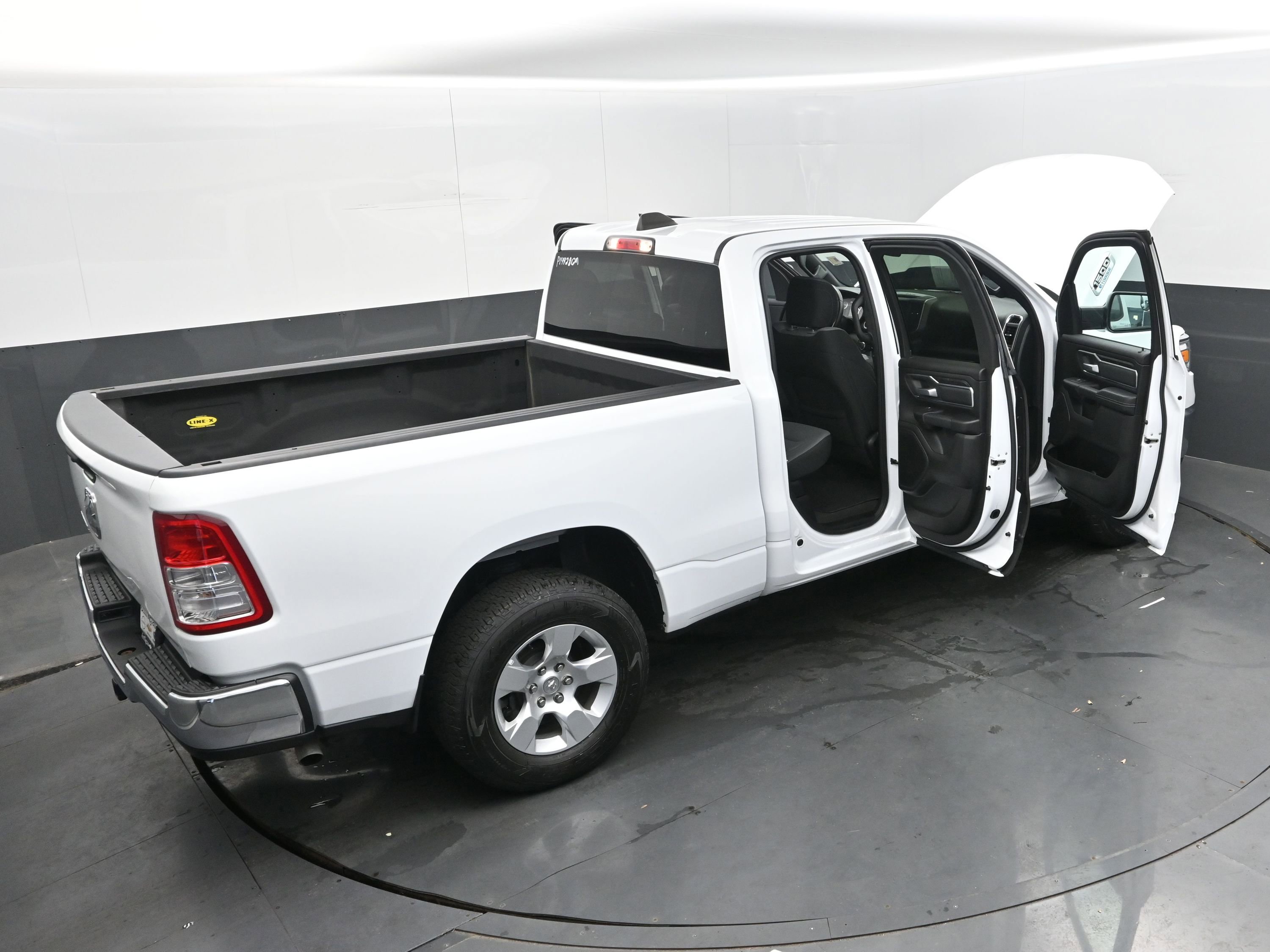 Used 2024 RAM 1500 Big Horn image 41