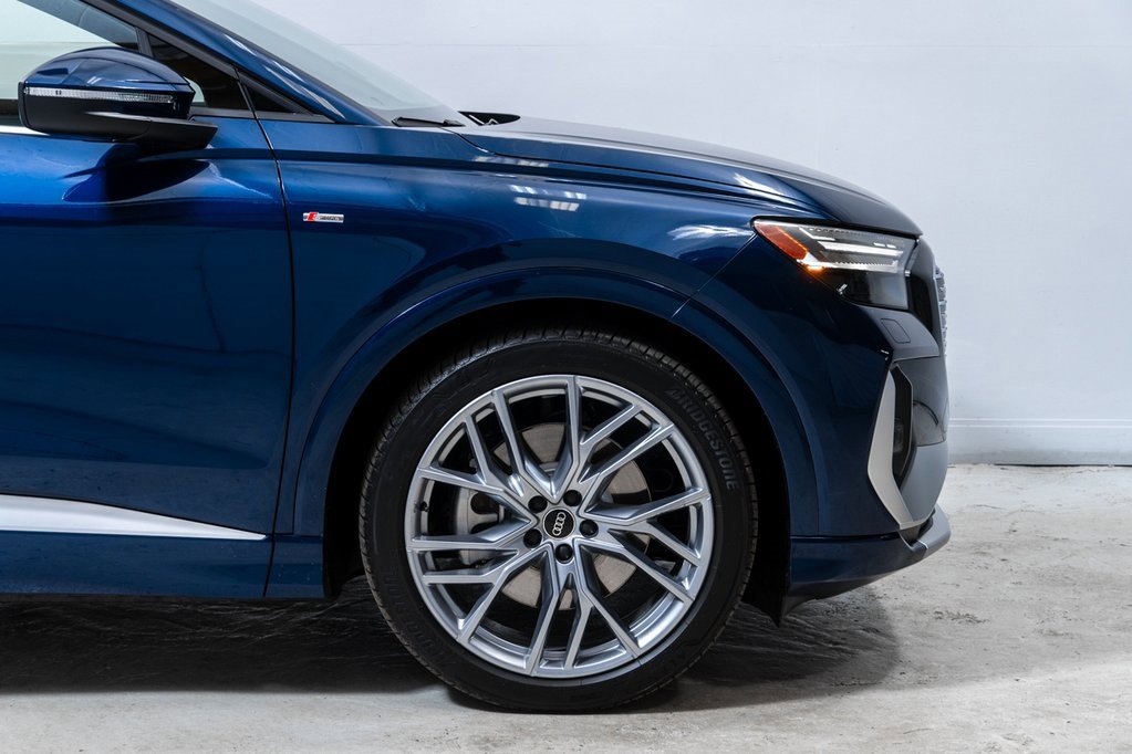 Used 2025 Audi Q4 e-tron Prestige w/ Sport Package image 12