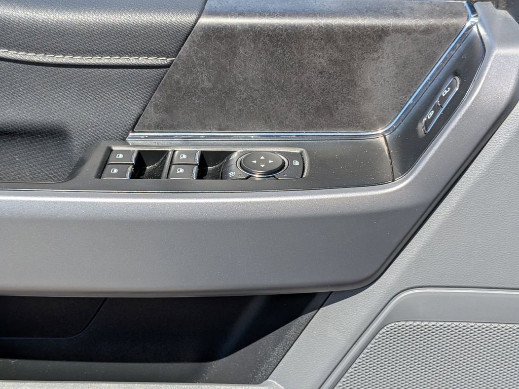 Used 2025 Ford F150 XLT w/ Equipment Group 301A Standard image 13