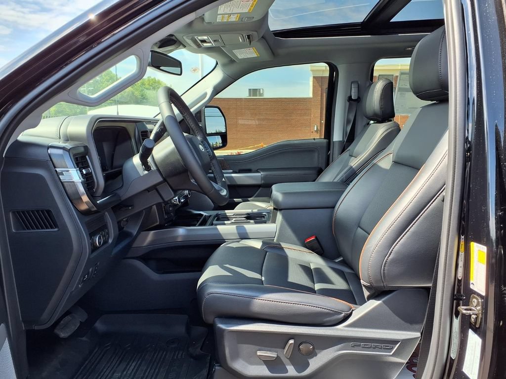 New 2026 Ford F350 Lariat w/ Black Appearance Package AWD/4WD image 16