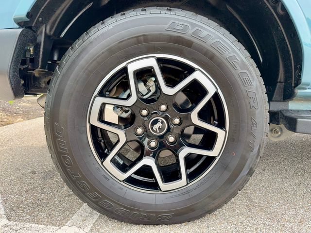 Used 2022 Ford Bronco Outer Banks AWD/4WD image 31