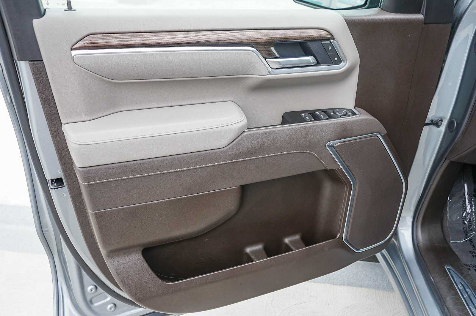 Used 2026 Chevrolet Silverado 1500 LT RWD image 21