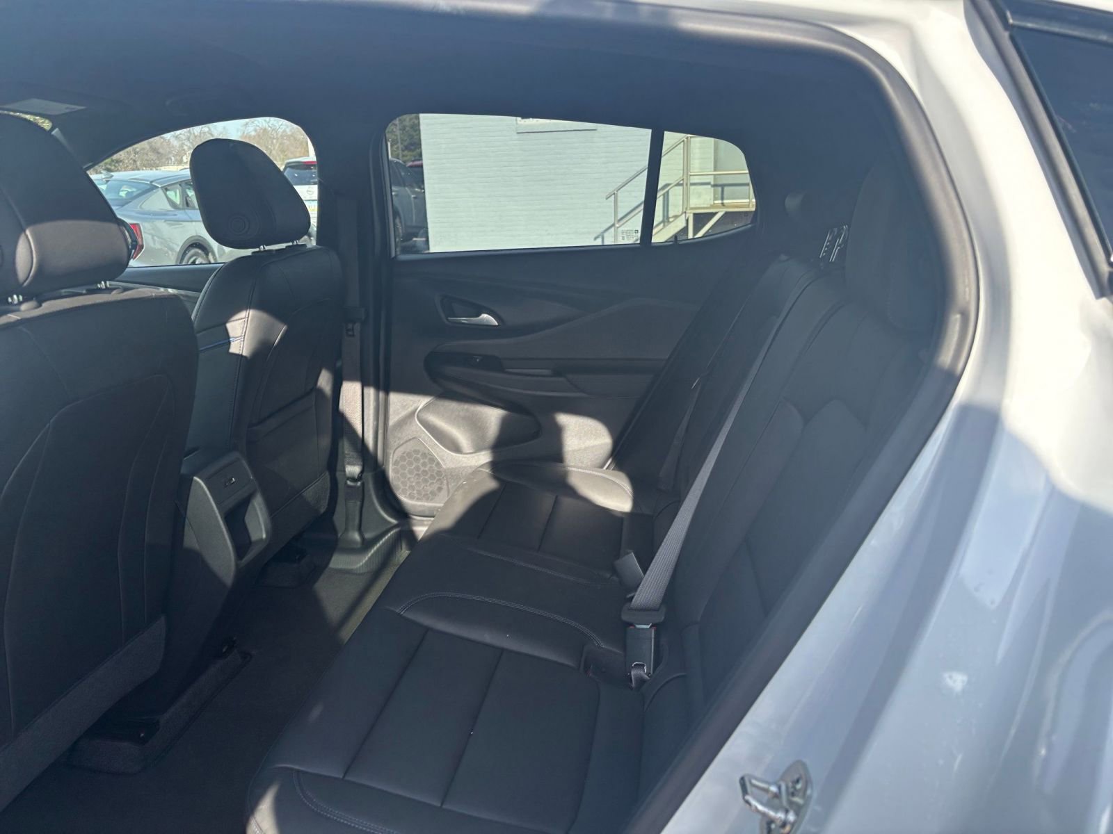 Used 2025 Buick Envista Sport Touring image 23