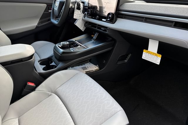 New 2026 Subaru Solterra AWD/4WD image 13