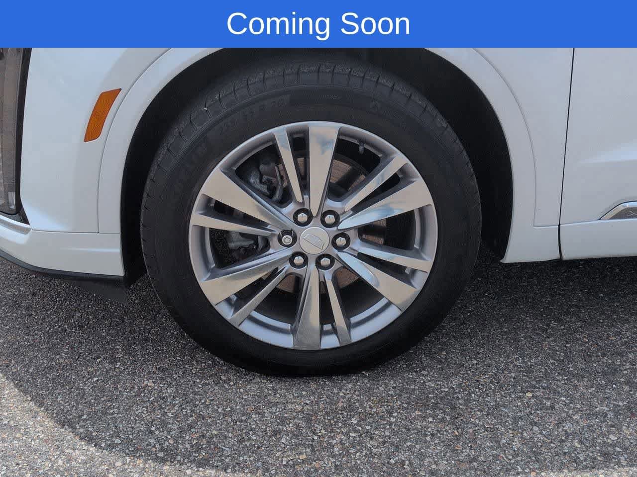 Used 2024 Cadillac XT6 Premium Luxury AWD/4WD image 13