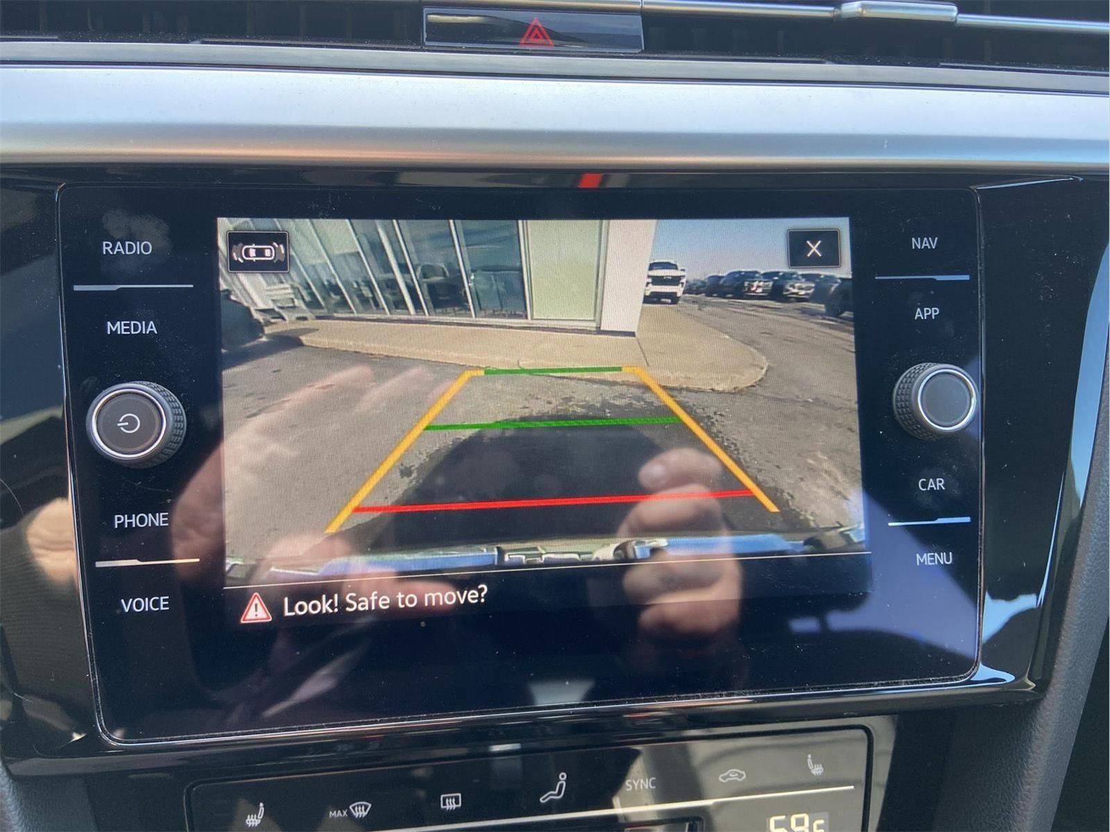 Used 2023 Volkswagen Arteon SEL image 29