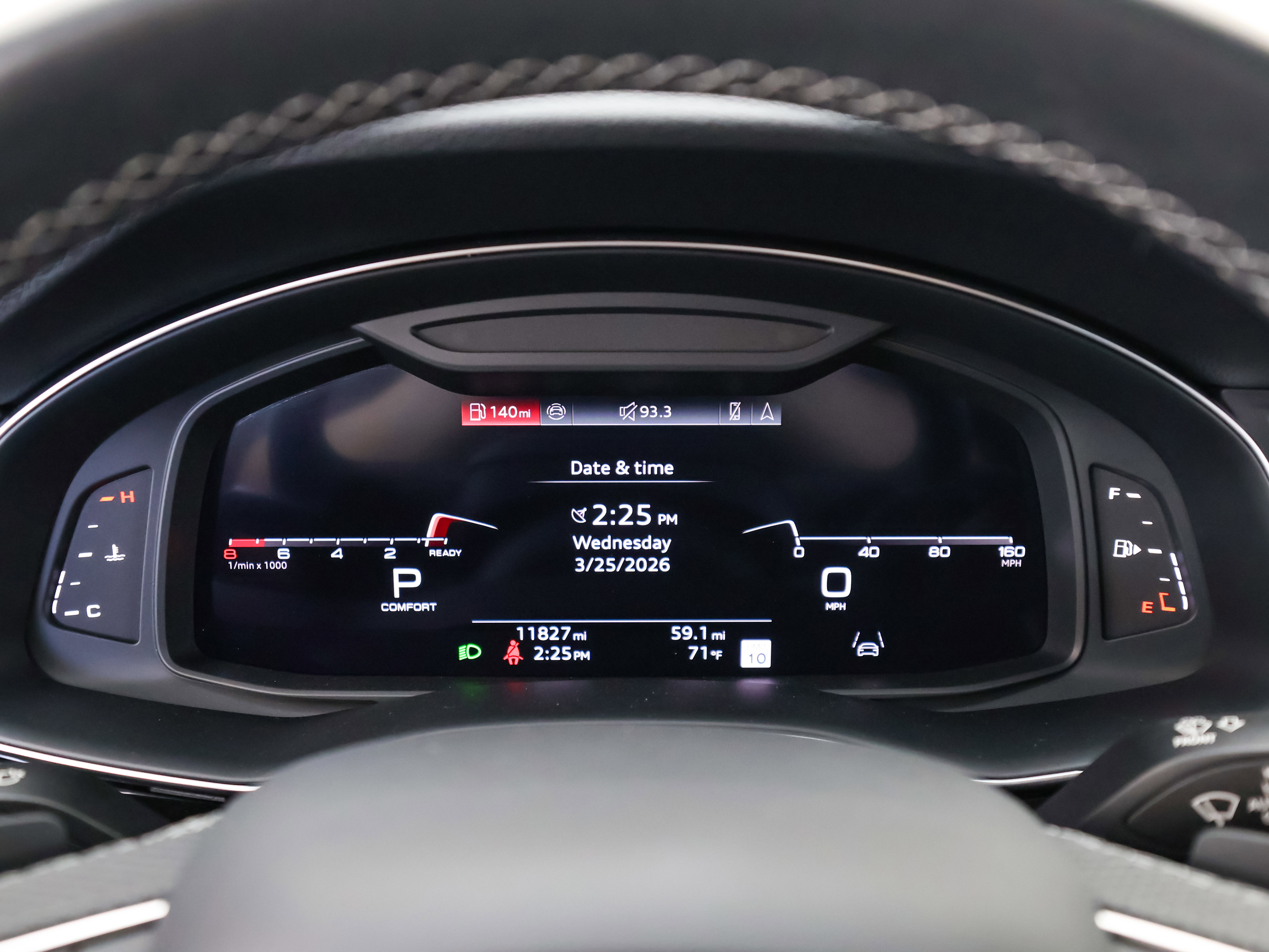 Used 2024 Audi SQ7 Premium Plus w/ Executive Package image 36