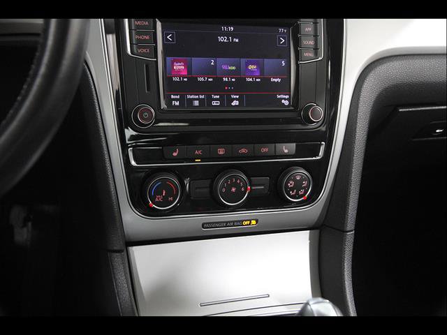 Used 2019 Volkswagen Passat 2.0T Wolfsburg FWD image 14