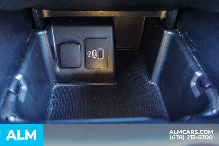 Used 2025 Ford Explorer Active RWD image 44