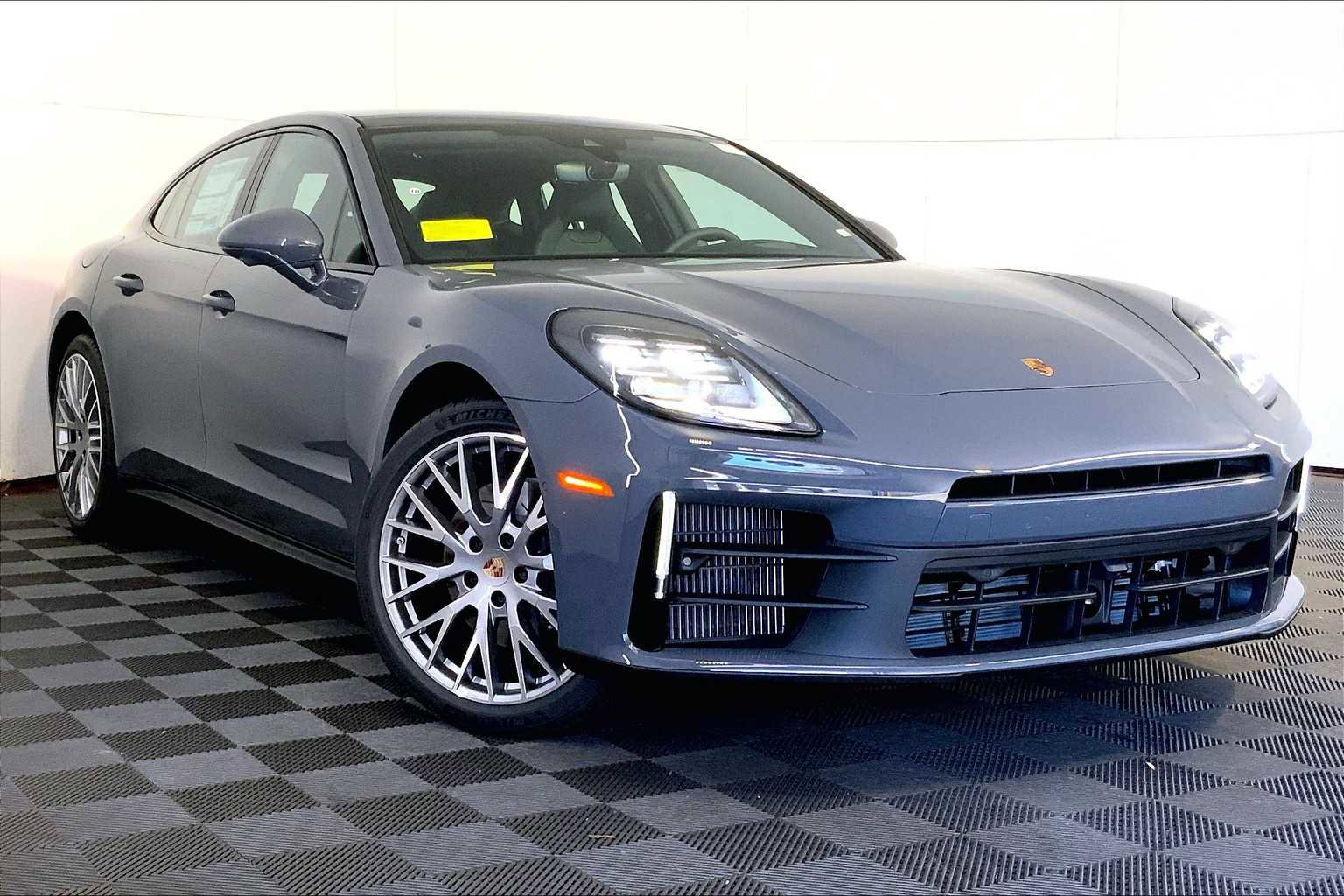 New 2026 Porsche Panamera 4 image 9