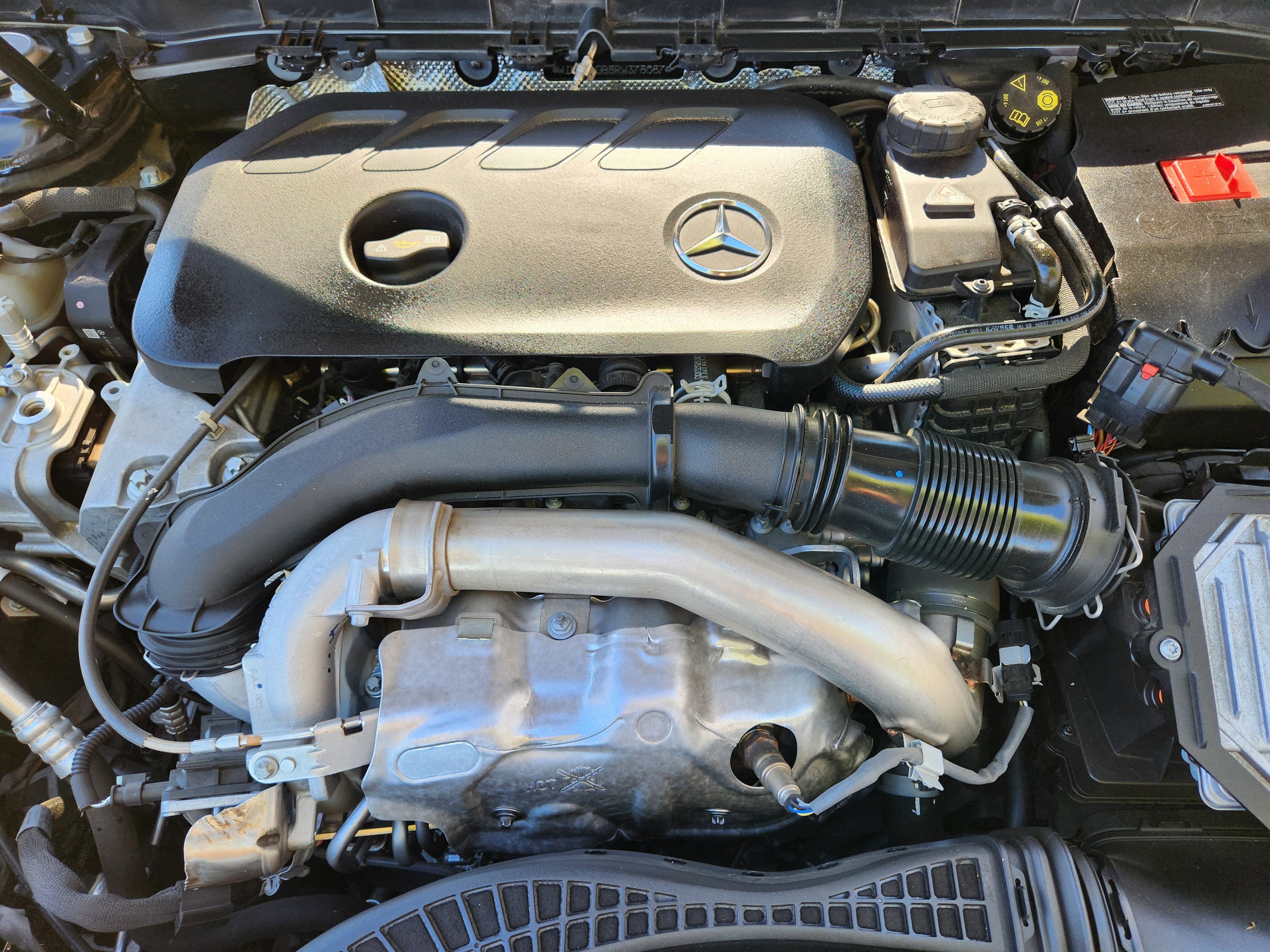 Used 2024 Mercedes-Benz GLB 250 GLB 250 image 30