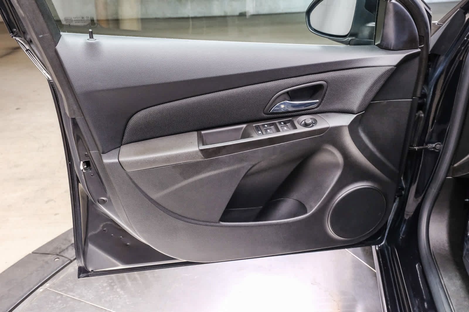 Used 2014 Chevrolet Cruze LT w/ RS Package FWD image 27