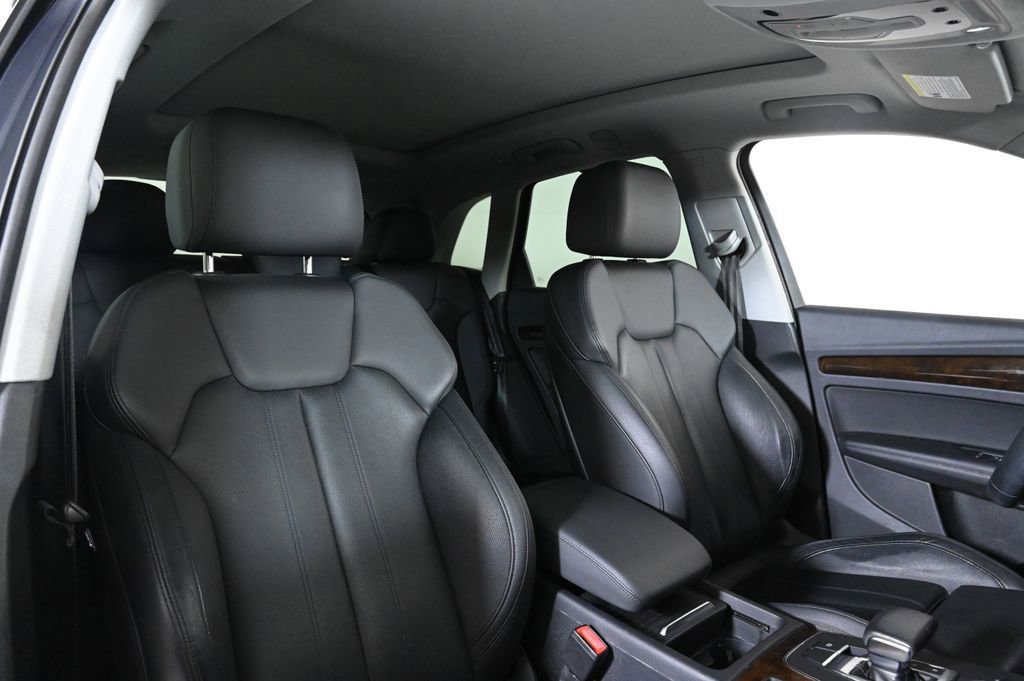 Used 2020 Audi Q5 2.0T Premium Plus w/ Premium Plus Package image 16