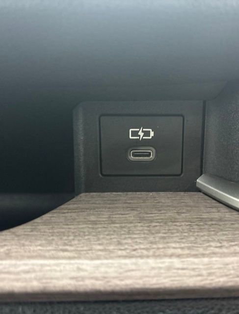 Used 2024 Toyota Grand Highlander Limited image 40