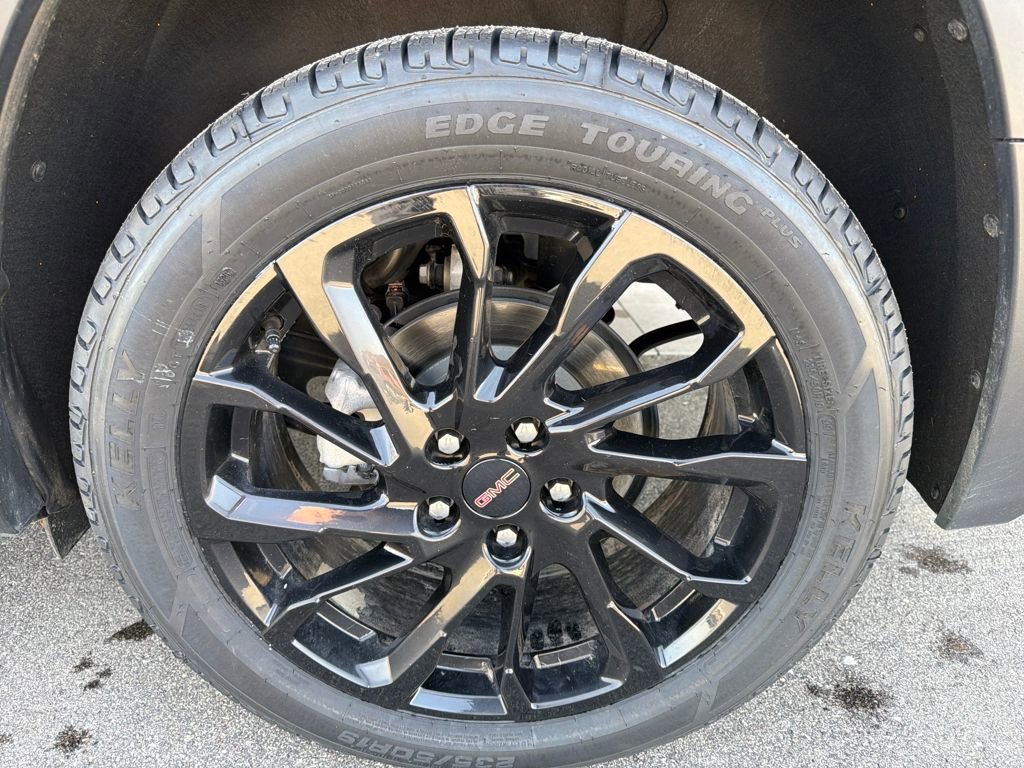 Used 2024 GMC Terrain SLT w/ Tech Package image 41
