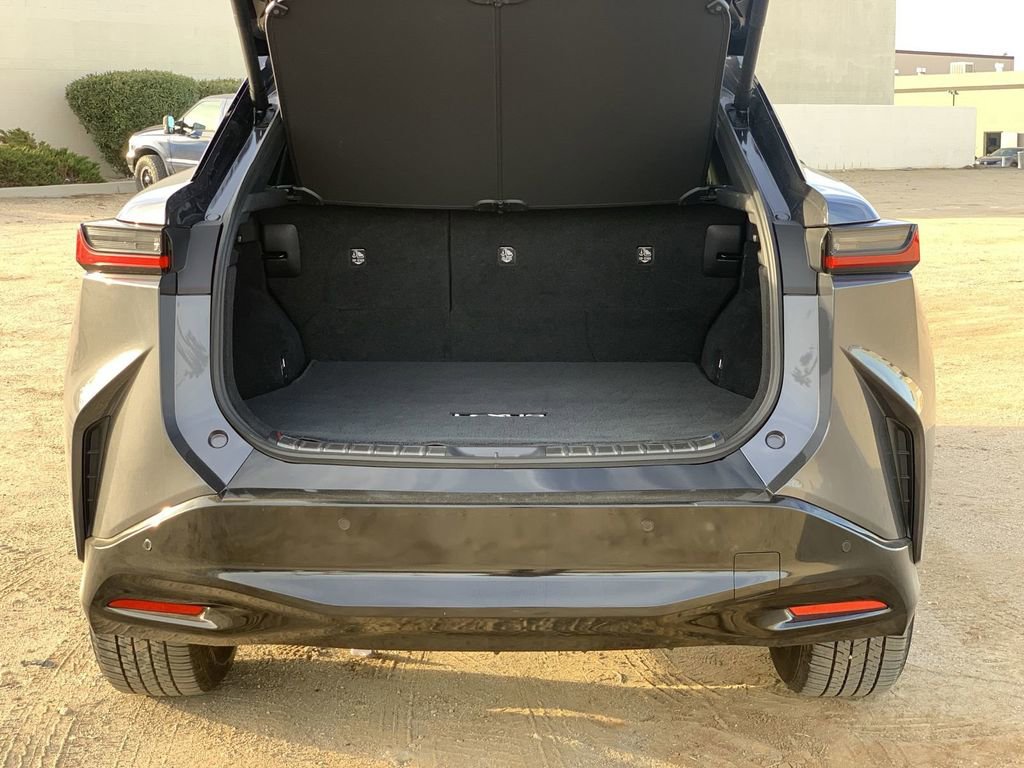 Used 2023 Lexus RZ 450e Premium w/ Technology Package image 24