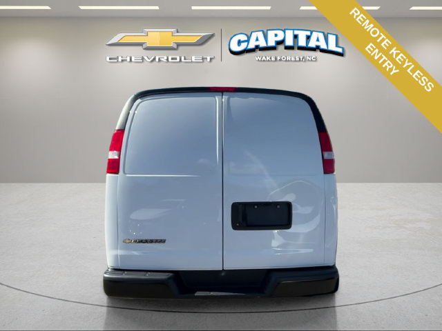 Used 2025 Chevrolet Express 2500 w/ Driver Convenience Package RWD image 7