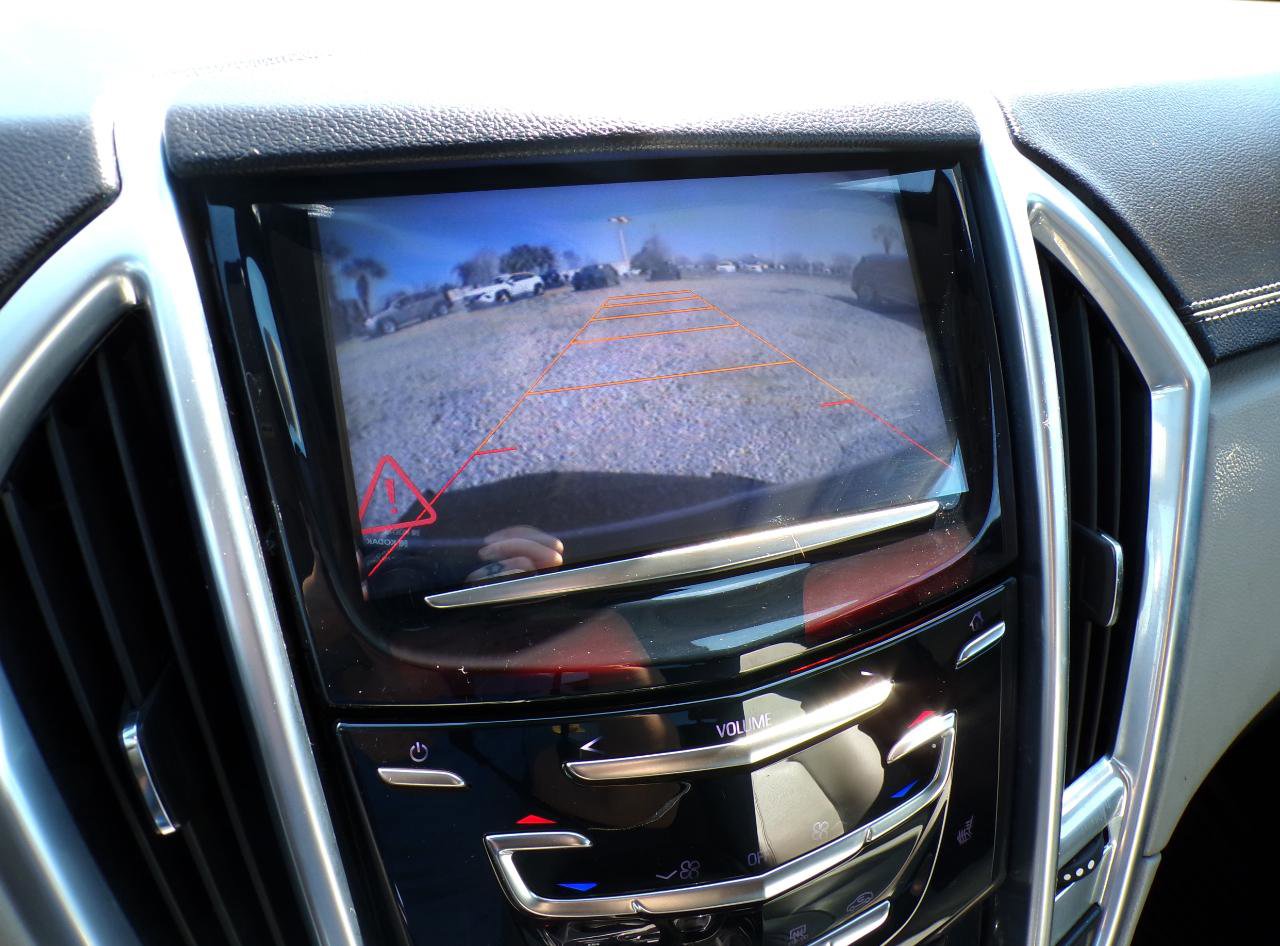 Used 2014 Cadillac SRX Luxury w/ Driver Awareness Package image 11