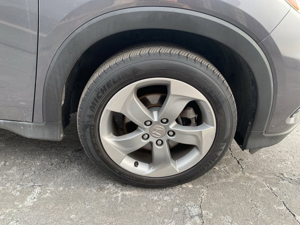 Used 2019 Honda HR-V LX image 9