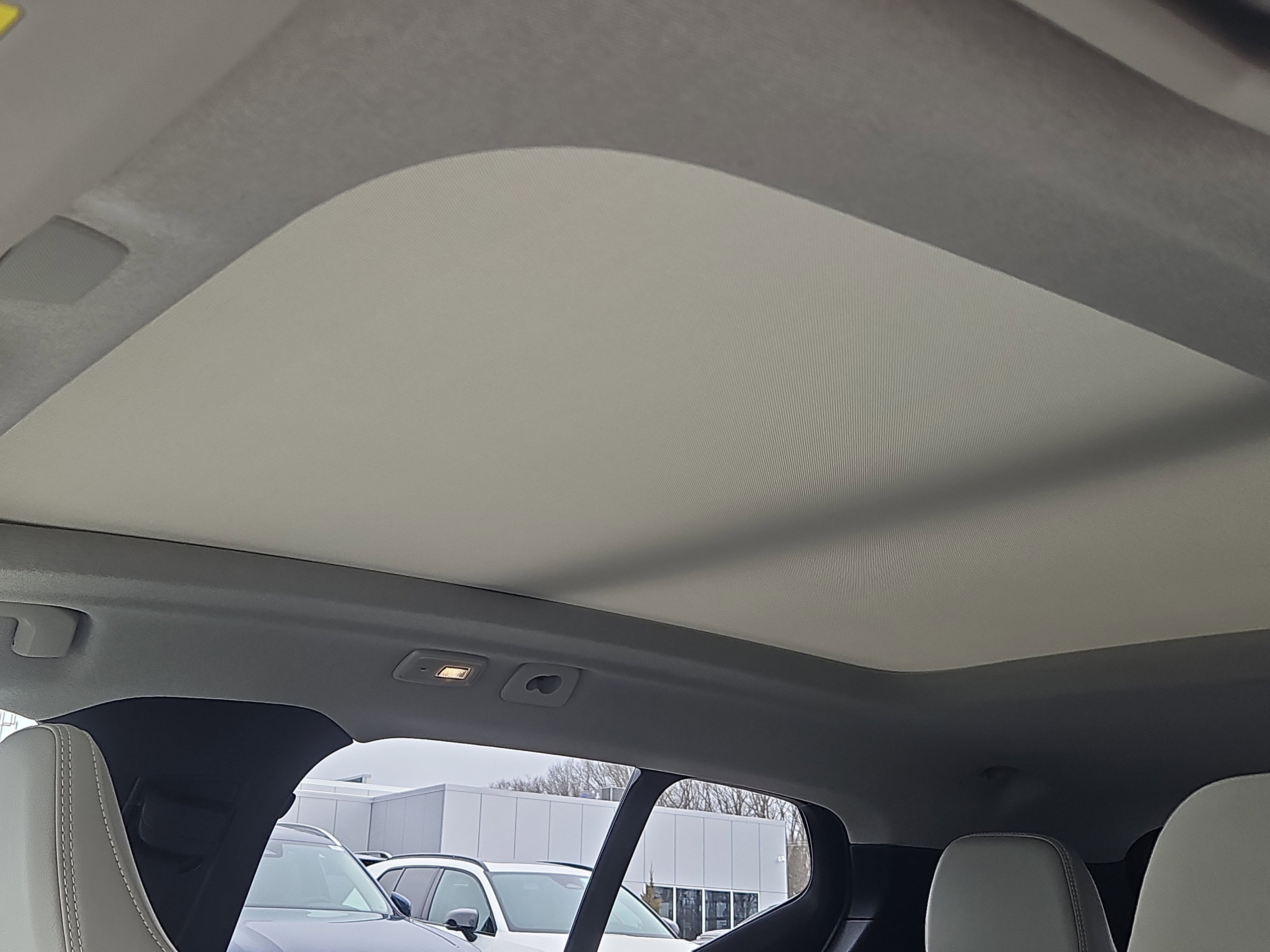 New 2026 Volvo XC40 B5 Ultra w/ Protection Package Premier image 6