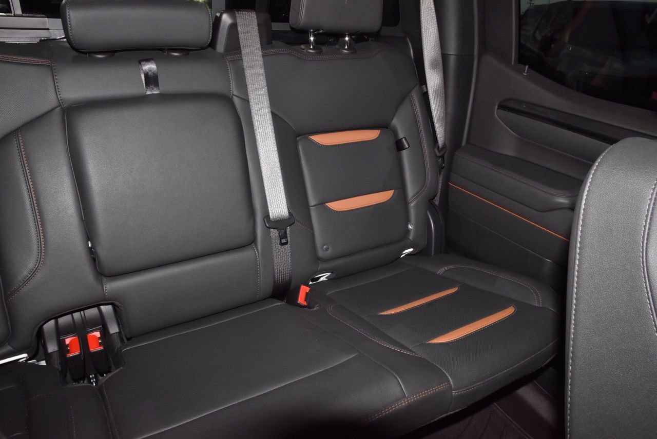 Used 2025 GMC Sierra 1500 AT4 w/ AT4 Premium Package image 21