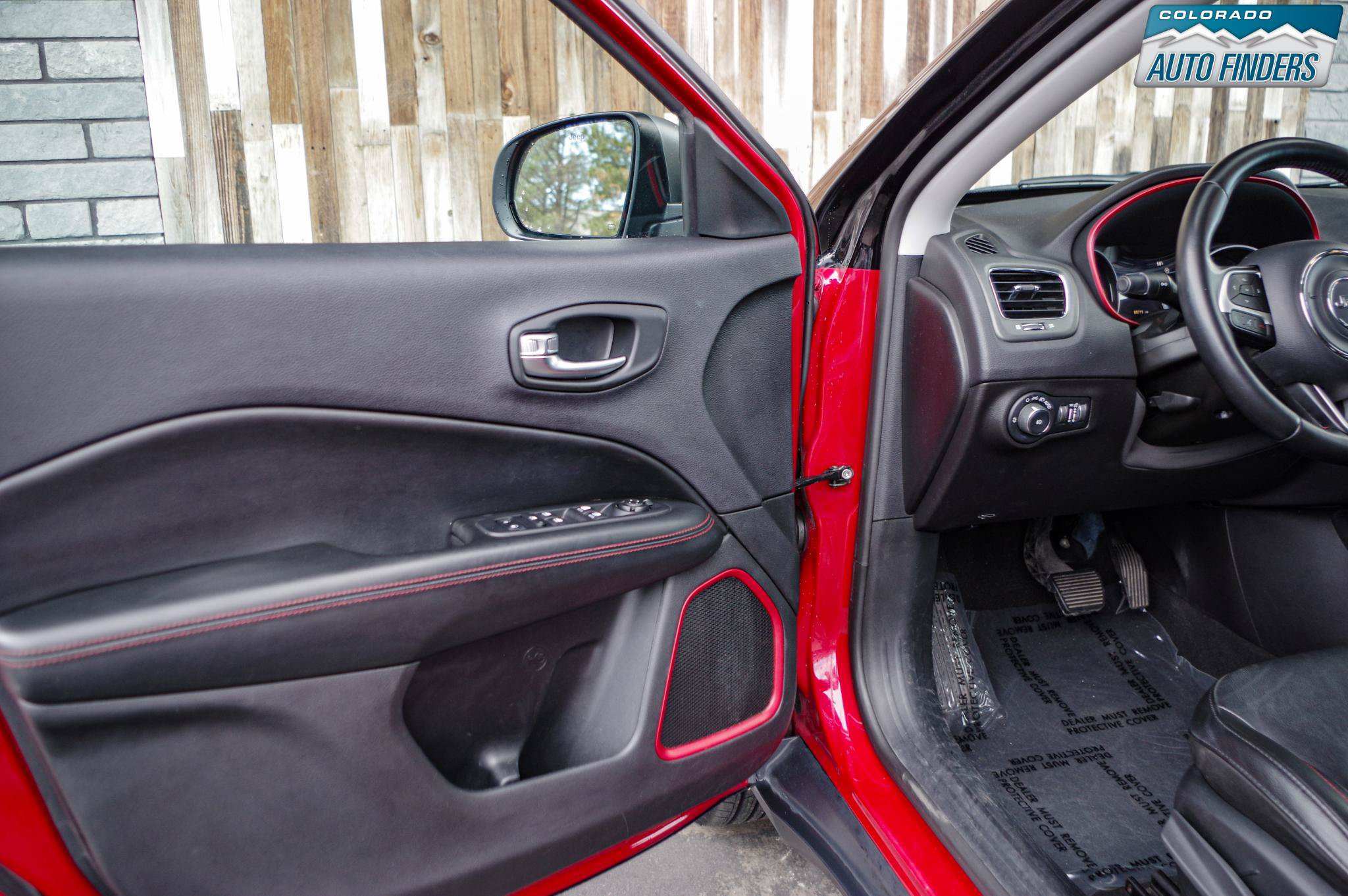 Used 2020 Jeep Compass Trailhawk AWD/4WD image 10