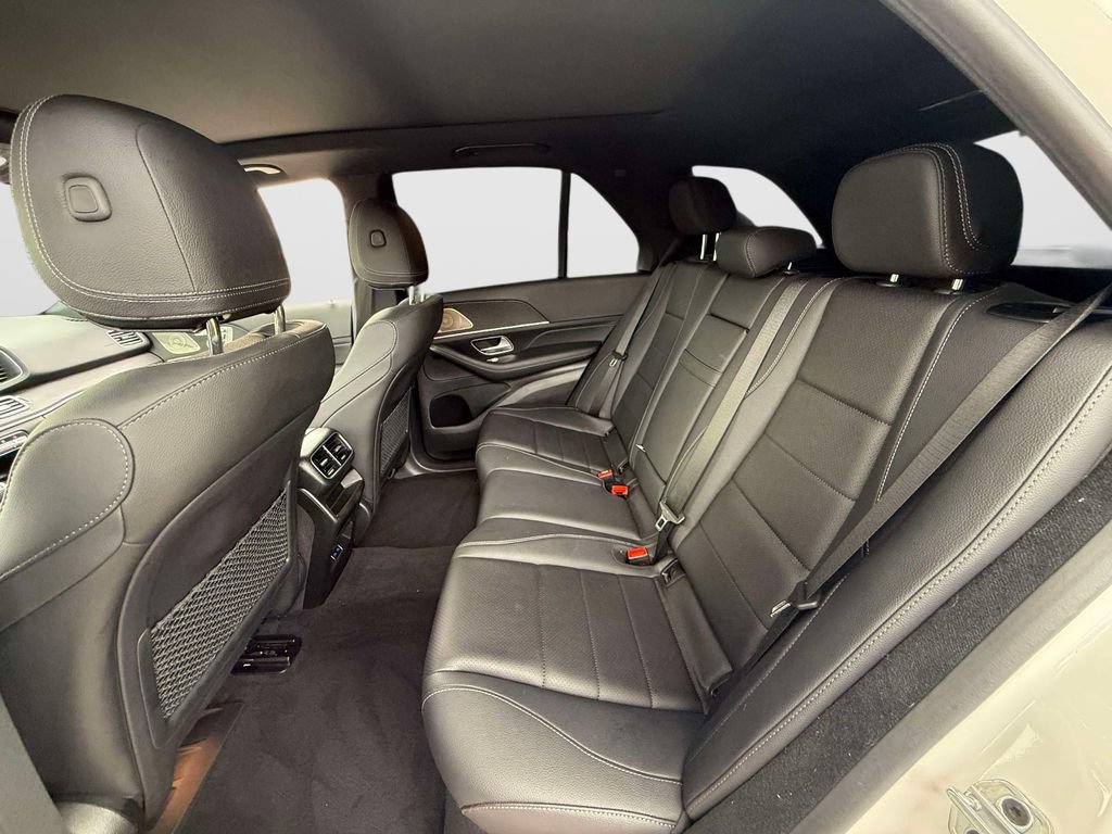 Used 2024 Mercedes-Benz GLE 450e 4MATIC w/ AMG Line Exterior image 11