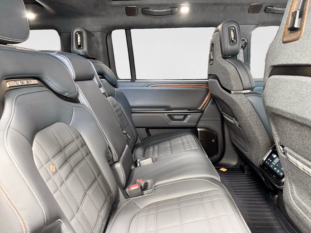 Used 2026 Rivian R1S Premium AWD/4WD image 20