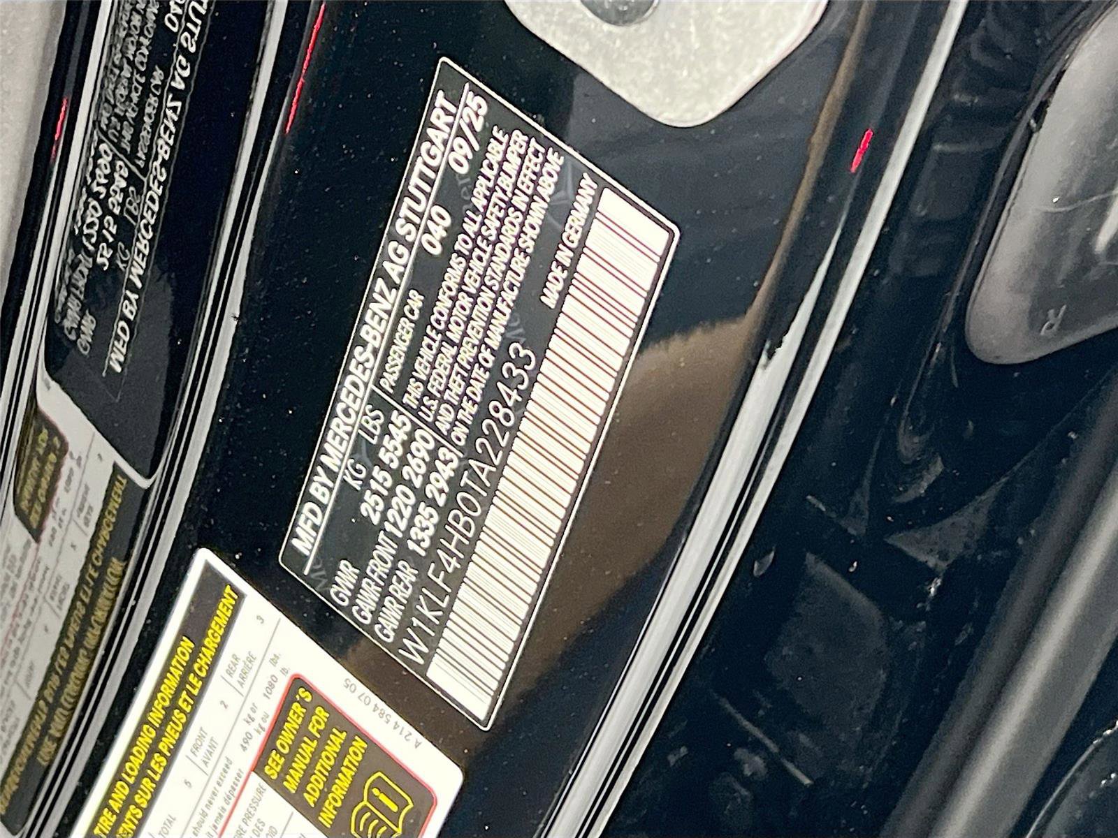 New 2026 Mercedes-Benz E 350 4MATIC Sedan image 30