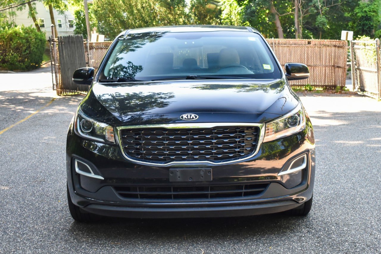 Used 2021 Kia Sedona LX FWD image 11