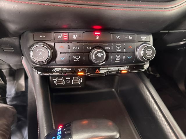 Certified 2024 Dodge Durango GT image 34