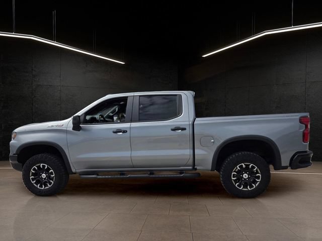 Used 2023 Chevrolet Silverado 1500 ZR2 w/ Technology Package AWD/4WD image 4