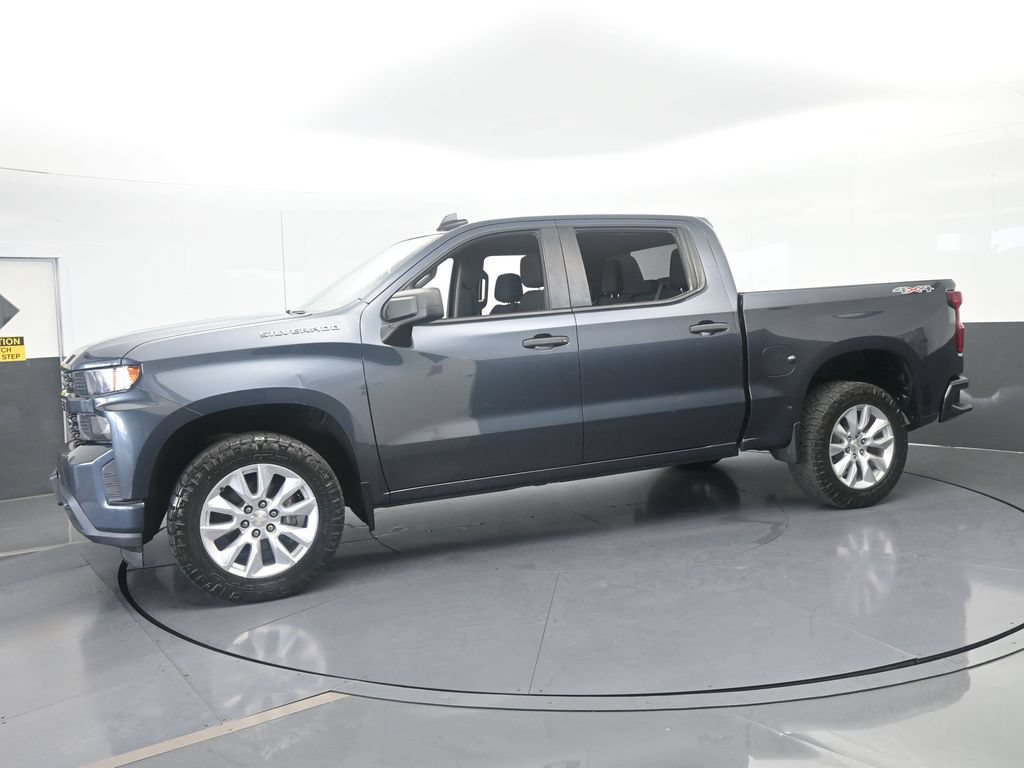 Used 2022 Chevrolet Silverado 1500 Custom w/ Safety Confidence Package AWD/4WD image 2