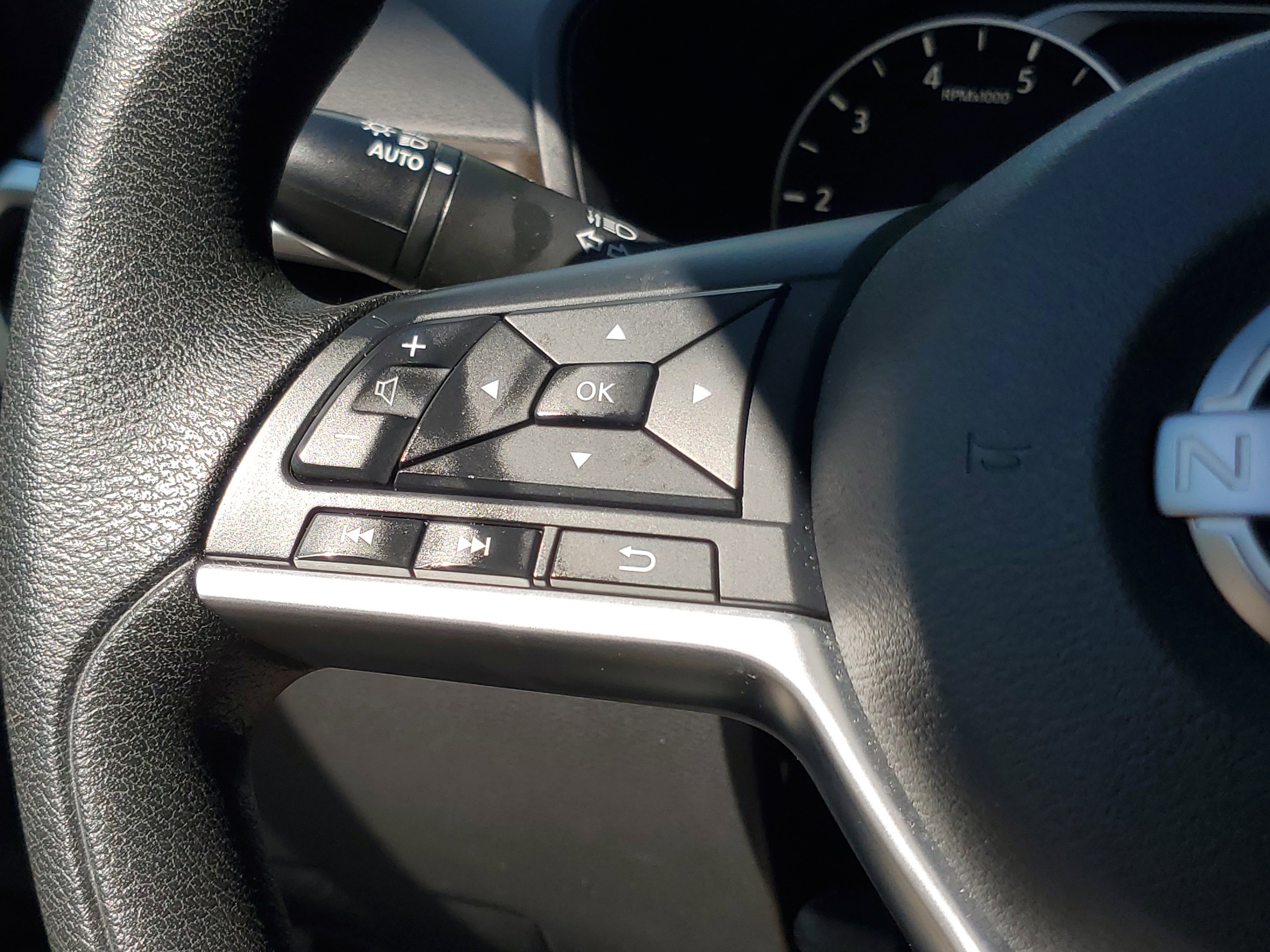 Used 2023 Nissan Altima 2.5 SV FWD image 18