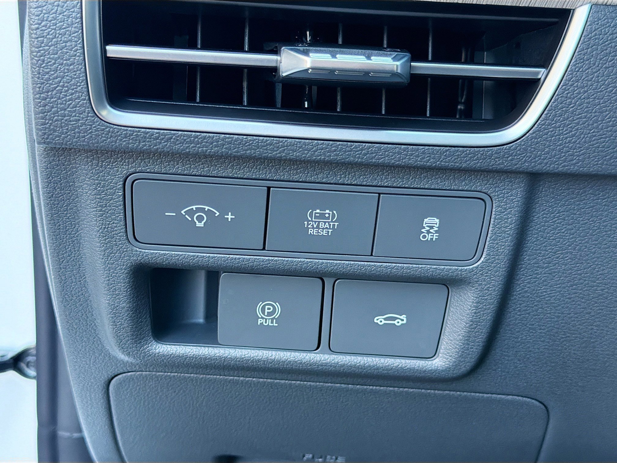 New 2026 Hyundai Sonata Blue image 25